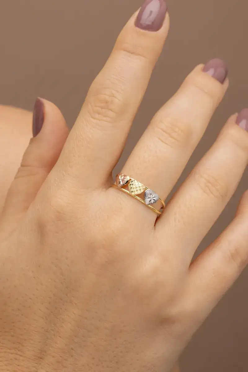 Anel Três Corações Diamantados — semijoia bruta diamantados da Santana Brutos, atacado para lojistas